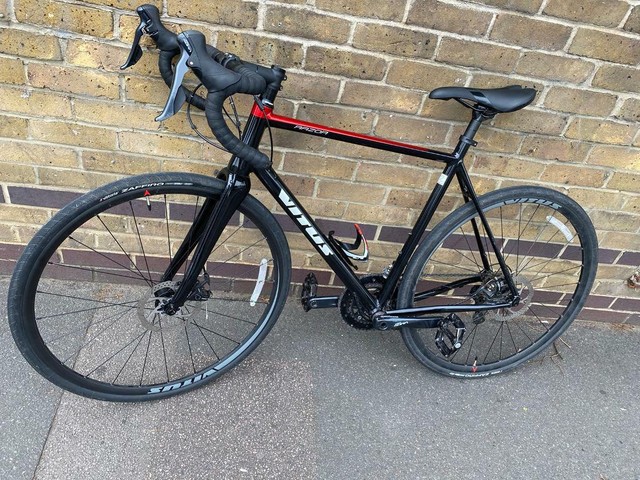 vitus razor disc road bike